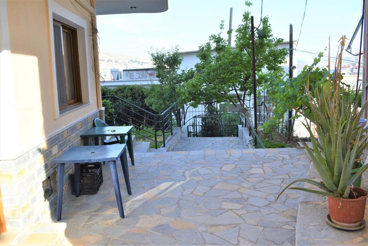 Hotel Villa Zeneli Sarandë Exterior foto
