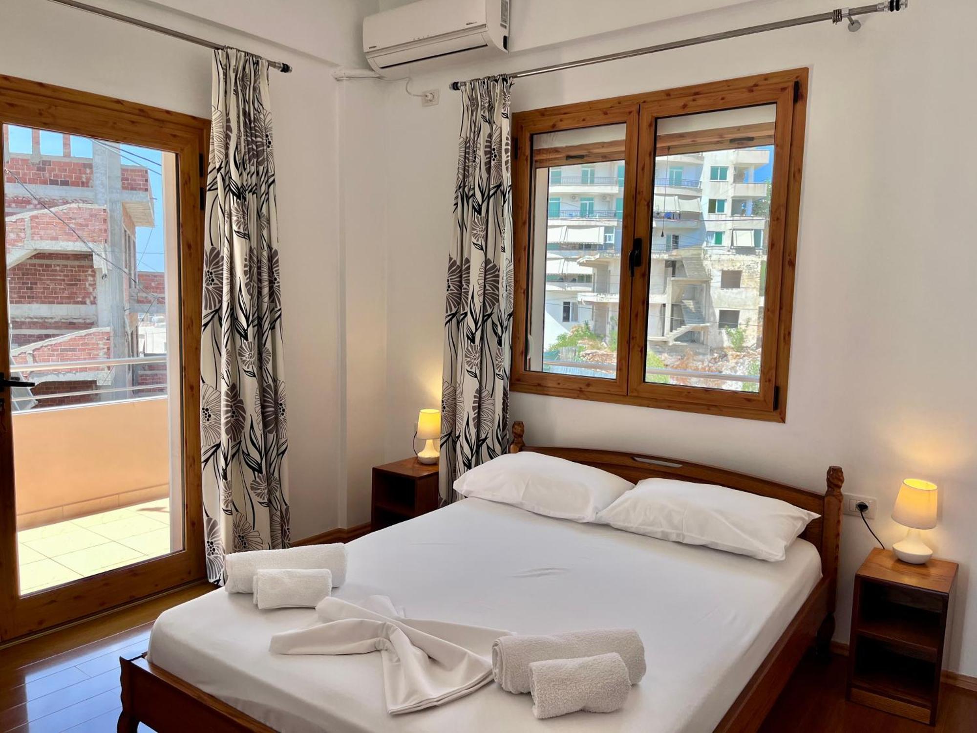 Hotel Villa Zeneli Sarandë Exterior foto